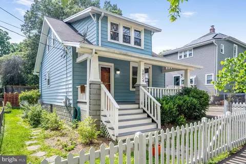 Exterior - 3824 31st St, Mount Rainier, MD 20712 photo 2 of 8