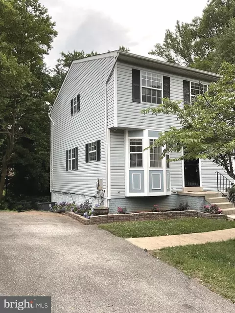 961 Central Hills Ln, Landover, MD 20785