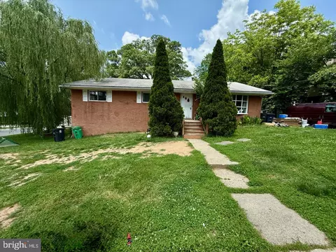 6010 Ravenswood Rd, Riverdale, MD 20737