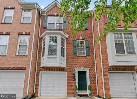 714 Parev Way, Marlboro, MD 20774