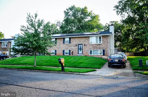 Exterior - 5702 Justina Dr, Lanham, MD 20706 photo 2 of 12