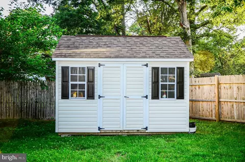Exterior - 5702 Justina Dr, Lanham, MD 20706 photo 8 of 12