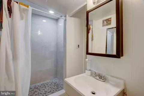 Bath - 9102 4th St, Lanham, MD 20706 photo 1 of 2