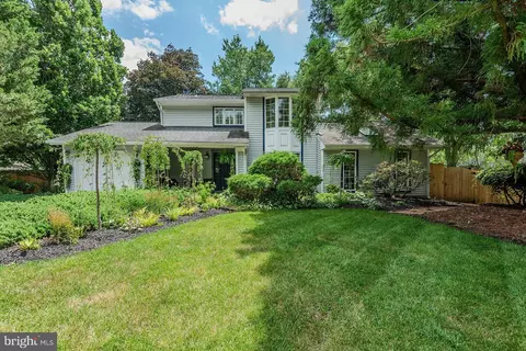 15210 Noblewood Ln, Bowie, MD 20716