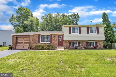 4803 Catherine Ct, Clinton, MD 20735