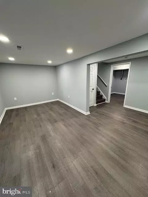 2802 Pin Oak Ln, Lanham, MD 20706 photo 18