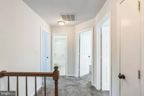 Entry Way - 9802 Fox Run Dr, Clinton, MD 20735 photo 4 of 7