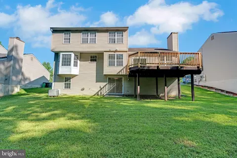 Exterior - 9802 Fox Run Dr, Clinton, MD 20735 photo 5 of 7