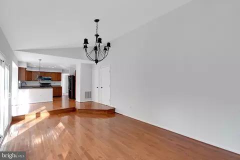 Living - 9802 Fox Run Dr, Clinton, MD 20735 photo 3 of 5