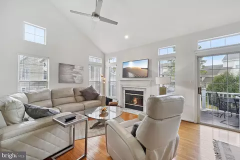 13814 King Frederick Way #105, Marlboro, MD 20772