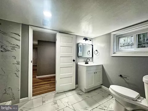 Bath - 3109 Bunker Hill Rd, Mount Rainier, MD 20712 photo 4 of 4