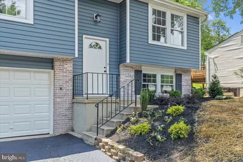 12501 Windbrook Dr, Clinton, MD 20735 photo 3