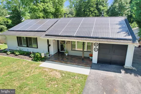 1820 Plymouth Ct, Bowie, MD 20716
