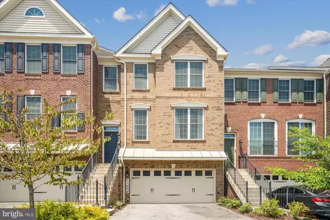11204 Side Saddle Dr, Marlboro, MD 20772