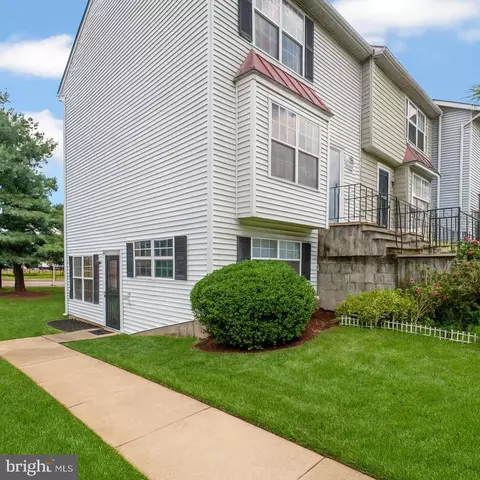 6800 Milltown Ct, District Heights, MD 20747