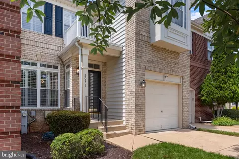 2033 Woodshade Ct, Bowie, MD 20721