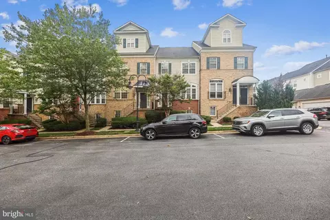 511 Tailgate Ter, Landover, MD 20785 photo 4