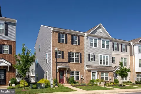 7120 Firwood Ln #705, Landover, MD 20785