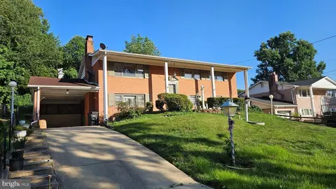 4505 Simmons Ln, Temple Hills, MD 20748