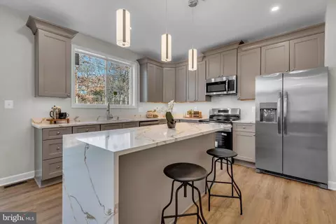 9912 Ridge St, Lanham, MD 20706 photo 18