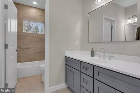 9912 Ridge St, Lanham, MD 20706 photo 45