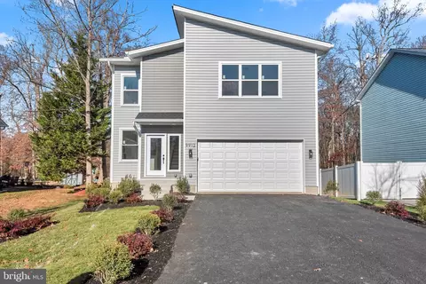 9912 Ridge St, Lanham, MD 20706 photo 8