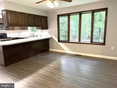 16611 Summers Ln, Brandywine, MD 20613 photo 11