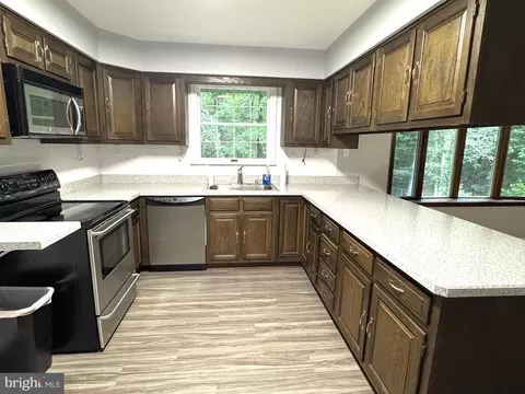 16611 Summers Ln, Brandywine, MD 20613 photo 13