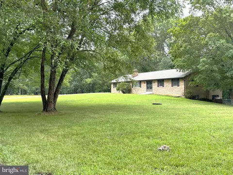 16611 Summers Ln, Brandywine, MD 20613 photo 3