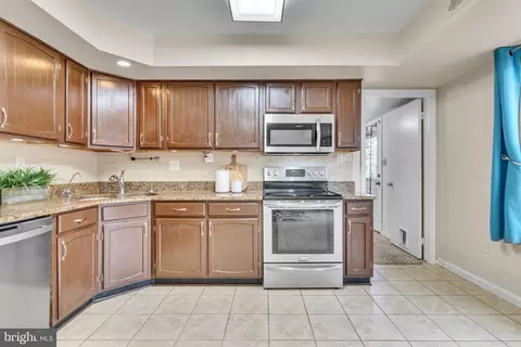 9216 Spring Acres Rd, Clinton, MD 20735 photo 18