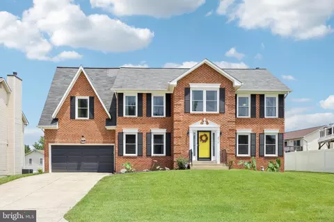 8910 Hardesty Dr, Clinton, MD 20735