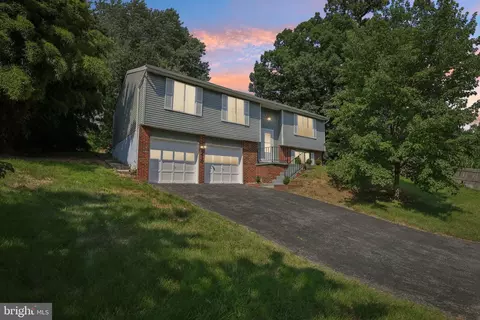 8610 Tupelo Ave, Laurel, MD 20708