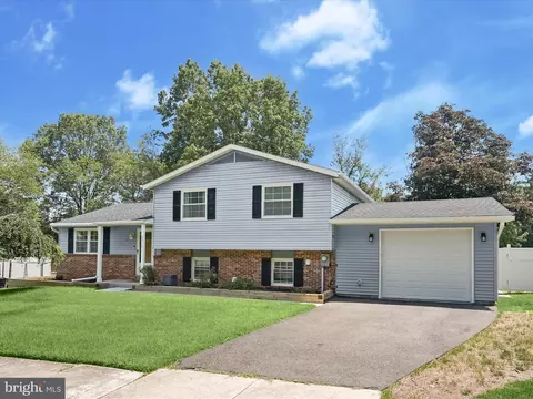 12715 Lode St, Bowie, MD 20720