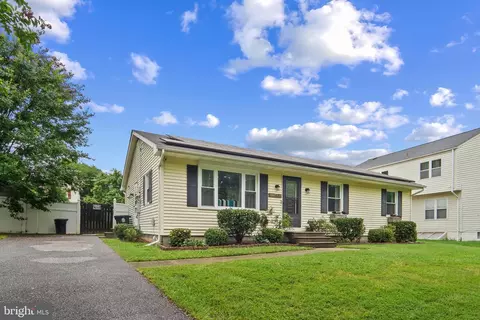 406 Beech St, Fort Washington, MD 20744