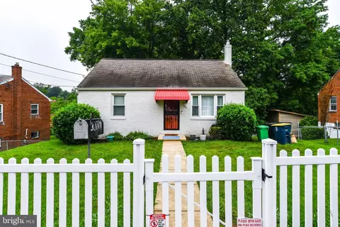 2007 Gaylord Dr, Suitland, MD 20746