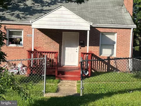 4827 69th Pl, Hyattsville, MD 20784