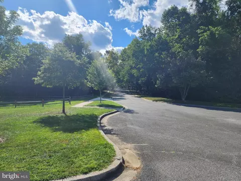 Exterior - 5908 Grenfell Loop, Bowie, MD 20720 photo 7 of 8