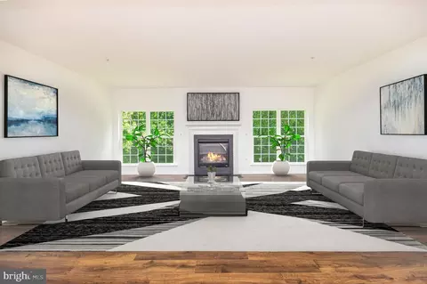 Living - 13006 Arya Dr, Brandywine, MD 20613 photo 2 of 5