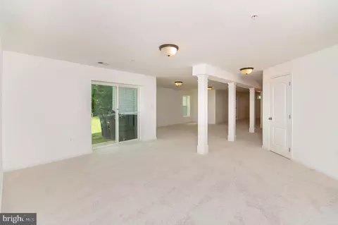 Living - 13006 Arya Dr, Brandywine, MD 20613 photo 3 of 5