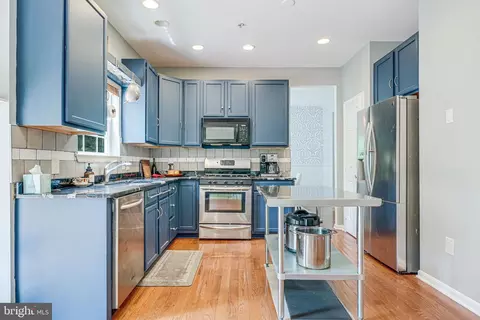 Kitchen - 7500 Crestwood Ct, Brandywine, MD 20613 photo 3 of 4