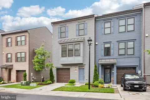4936 Vista Glen Ln, Lanham, MD 20706