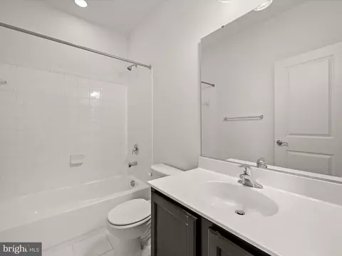 Bath - 7204 Wood Trail Dr, Lanham, MD 20706 photo 4 of 4