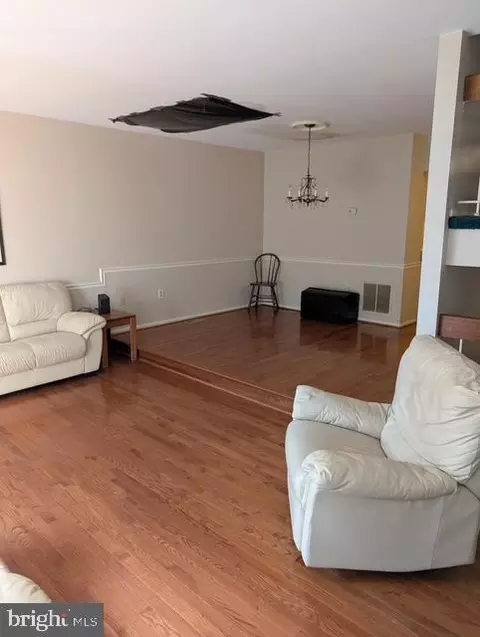 Living - 6915 Woodstream Ln, Lanham, MD 20706 photo 1 of 2