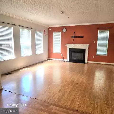11206 Hickory Grove Ct, Laurel, MD 20708 photo 9