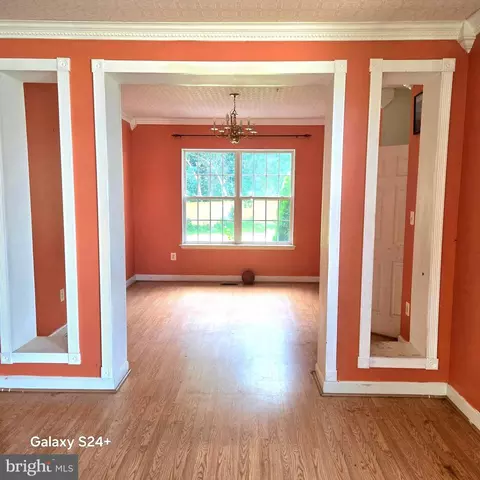 11206 Hickory Grove Ct, Laurel, MD 20708 photo 4