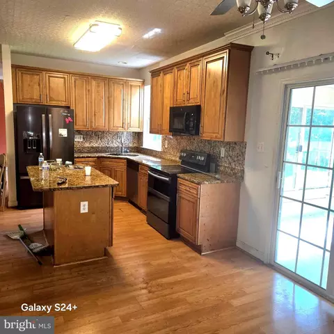 11206 Hickory Grove Ct, Laurel, MD 20708 photo 12