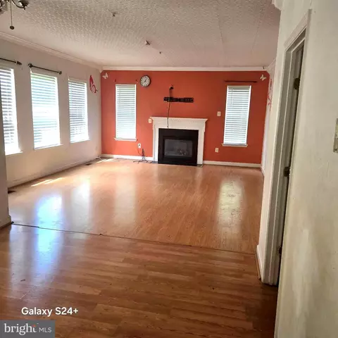 11206 Hickory Grove Ct, Laurel, MD 20708 photo 8