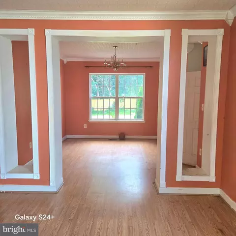 11206 Hickory Grove Ct, Laurel, MD 20708 photo 5
