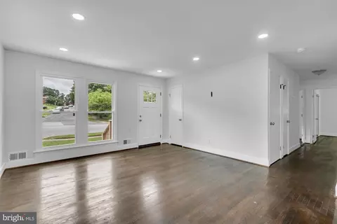 Living - 6407 96th Ave, Lanham, MD 20706 photo 1 of 4