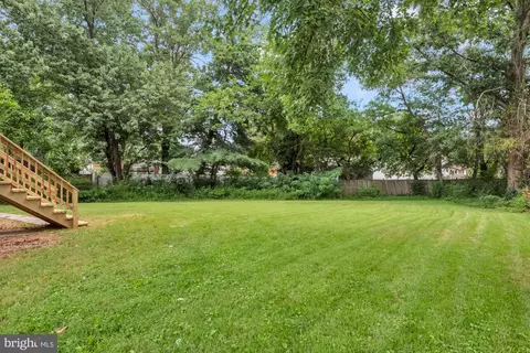 Exterior - 6407 96th Ave, Lanham, MD 20706 photo 6 of 8